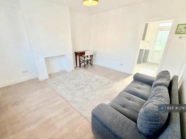 House for rent in Royal Borough of Greenwich, Greater London