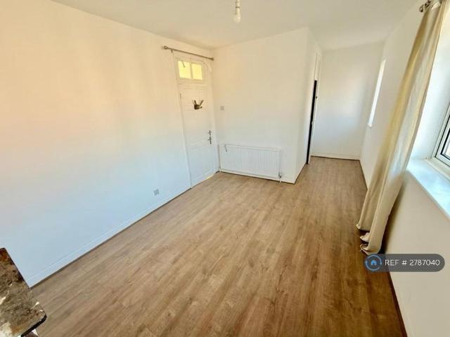 House for rent in London Borough of Lewisham, Greater London