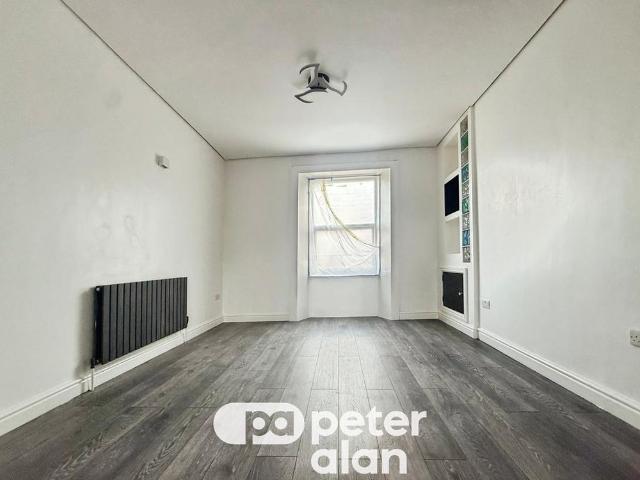 House for rent in Plasnewydd, Falcon Lodge