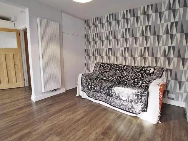 House for rent in Westborough, Surrey