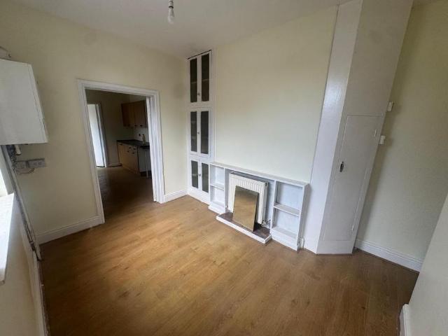 House for rent in Barton upon Irwell, Salford