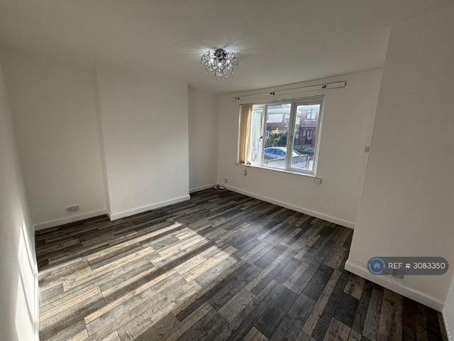 House for rent in Ashton-under-Lyne, Tameside