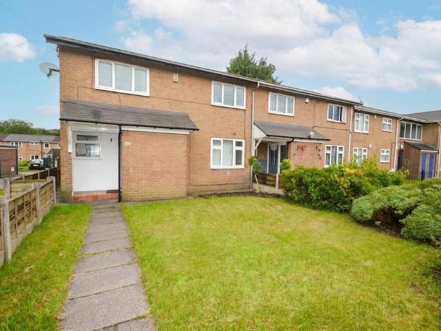 House for rent in Besses o' th' Barn, Bury