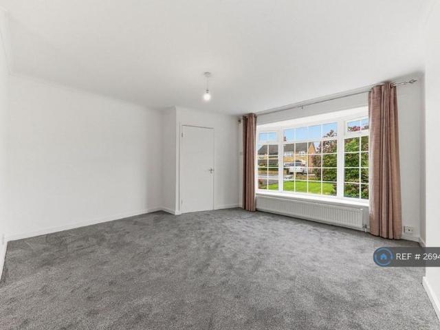 House for rent in Belle Isle, West Yorkshire