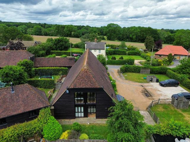 House for rent in Stansted, Bourne Vale