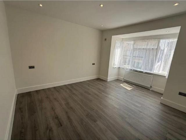 House for rent in Hayes, Greater London
