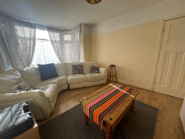House for rent in Spring Park, Luton
