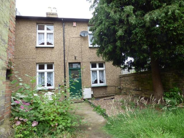 House for rent in Spring Park, Luton