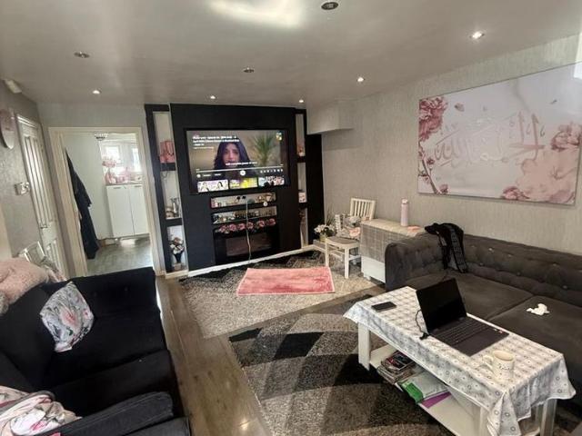 House for rent in Georgia, Greater Manchester