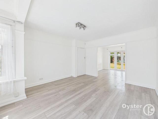 House for rent in Lane, Greater London