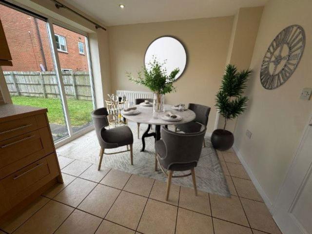 House for rent in Coedkernew, Wales