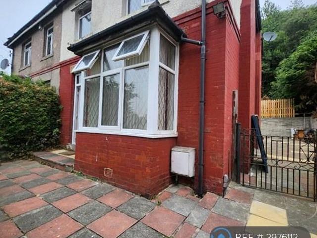 House for rent in Paddock, Milnsbridge