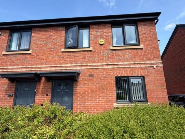 House for rent in Calderstones