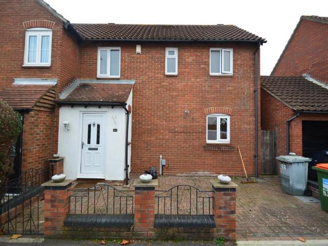 House for rent in Beckton, Greater London