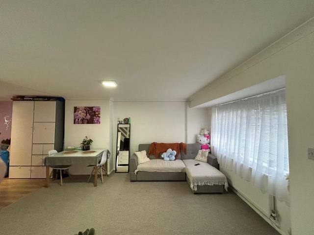House for rent in Oldbrook, Milton Keynes