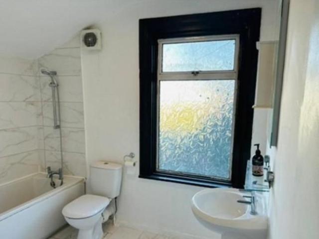 House for rent in Thames View, Greater London