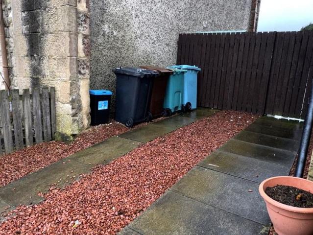 House for rent in Airdrie, Scotland