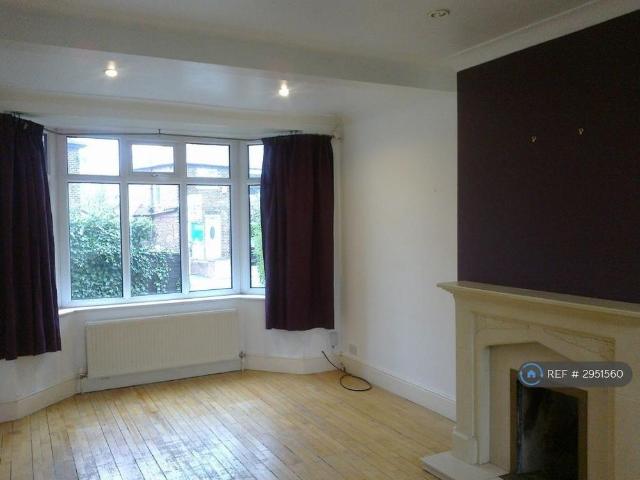 House for rent in Smithy Green, Stockport