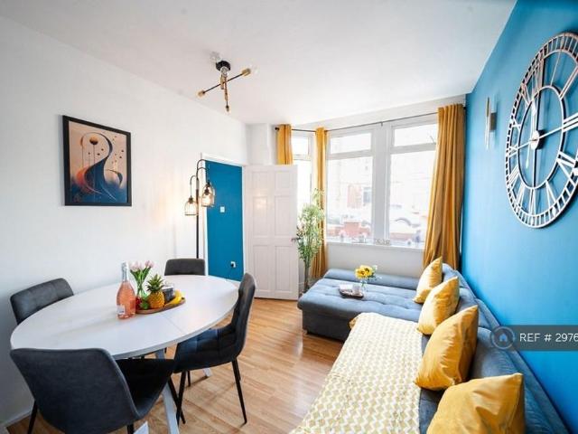 House for rent in Portsea, City Of Portsmouth