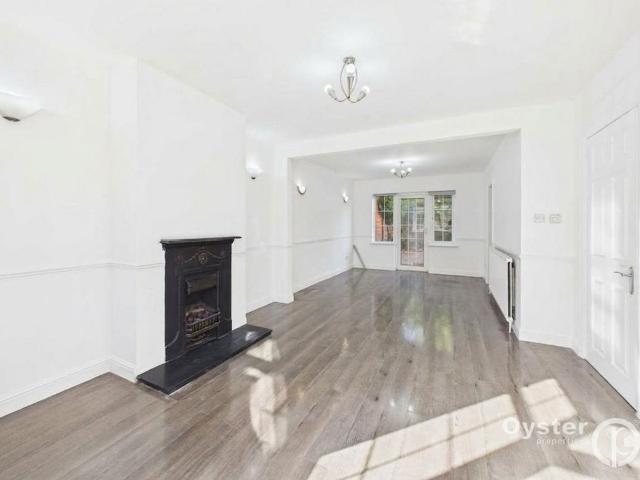 House for rent in Greenhill, Greater London