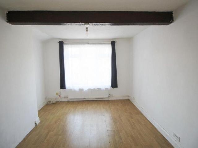 House for rent in Merry Oak, City Of Southampton
