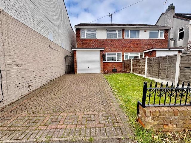 House for rent in Kingswinford, Dudley