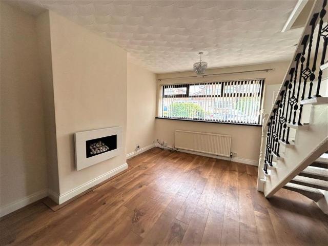 House for rent in Burnedge, Greater Manchester