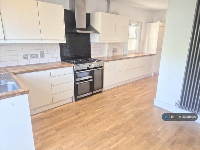 House for rent in Stoney Green, Prestwood