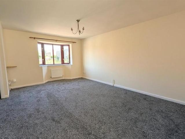 House for rent in Hanging Heaton, Batley