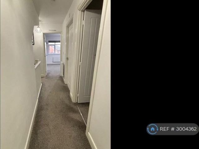 House for rent in Guide Bridge, Greenheys