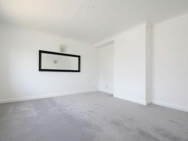 House for rent in Lower Halliford, Surrey