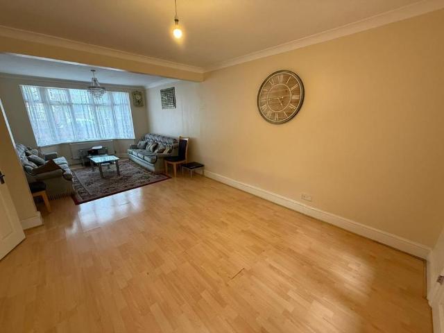 House for rent in Alperton, Greater London