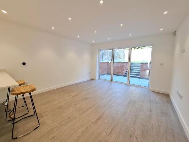 House for rent in Batchworth, Hertfordshire
