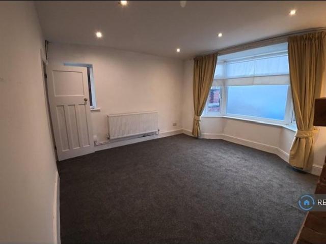 House for rent in Caldermill, East Midlands
