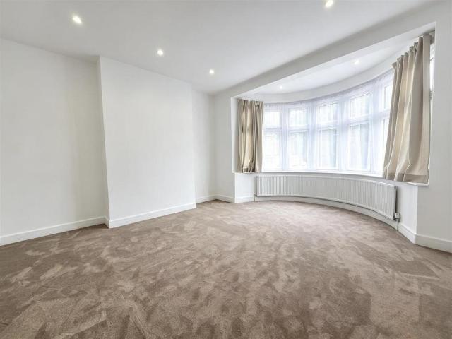 House for rent in Edmonton, Greater London