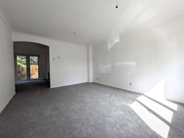 House for rent in Redhill, Reigate and Banstead