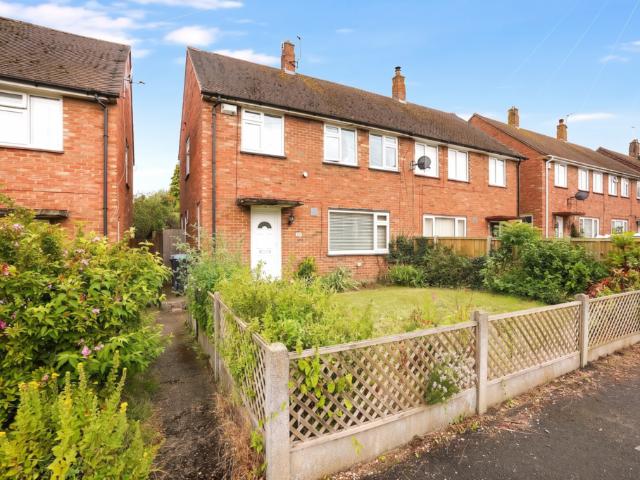 House for rent in Martyrs Field, The Bridge