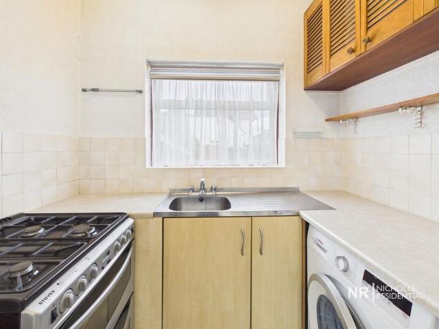 House for rent in Stoneleigh, Ewell