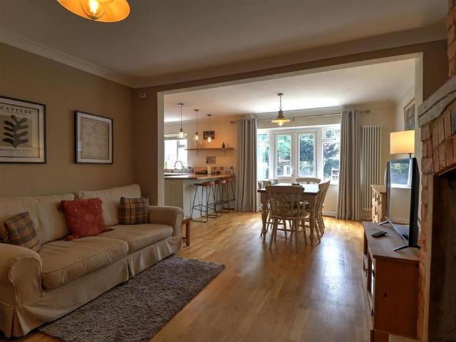 House for rent in Tiddington, Stratford-on-Avon