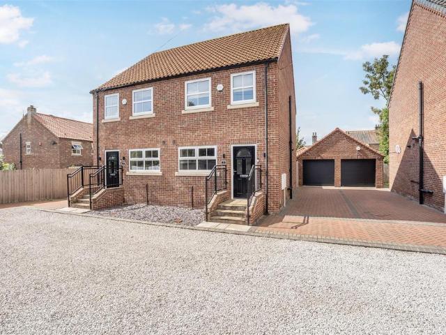 House for rent in Rawcliffe