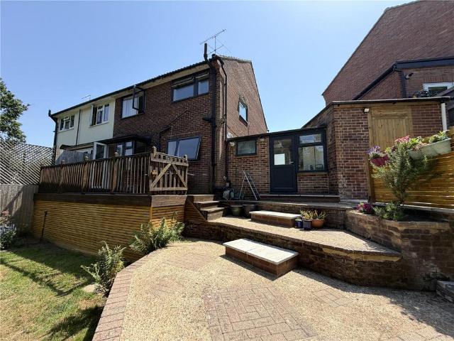 House for rent in Wrecclesham, Fole