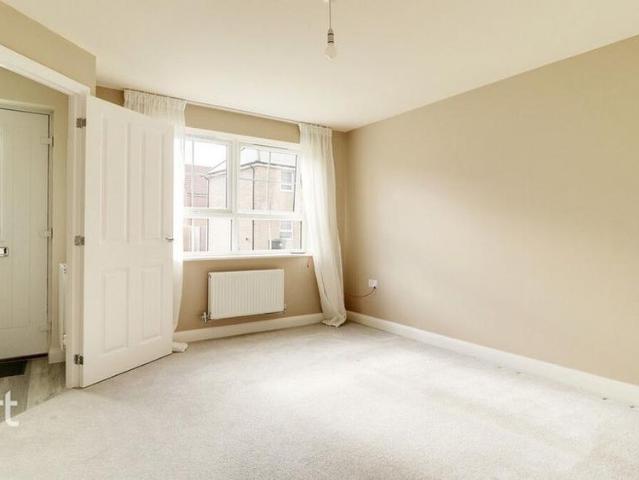 House for rent in Lakenham, East Bank