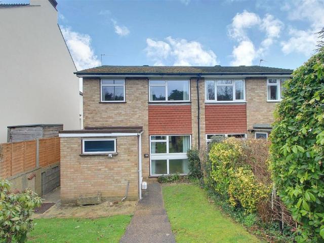 House for rent in Pouchen End, Hertfordshire