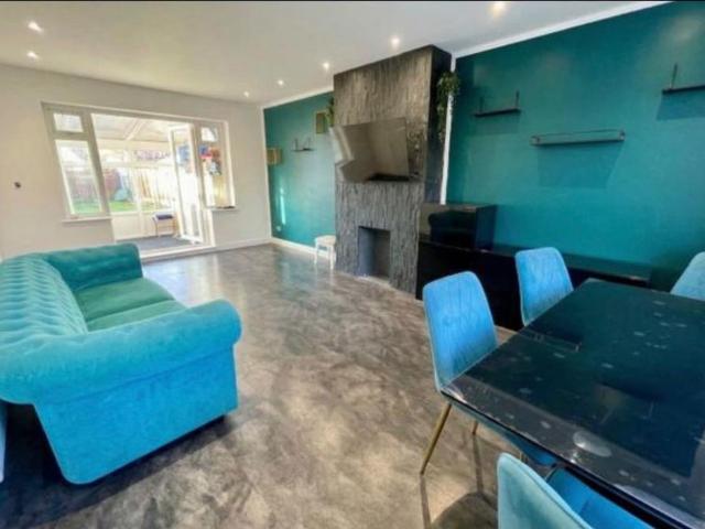 House for rent in Farleygreen, Spring Park