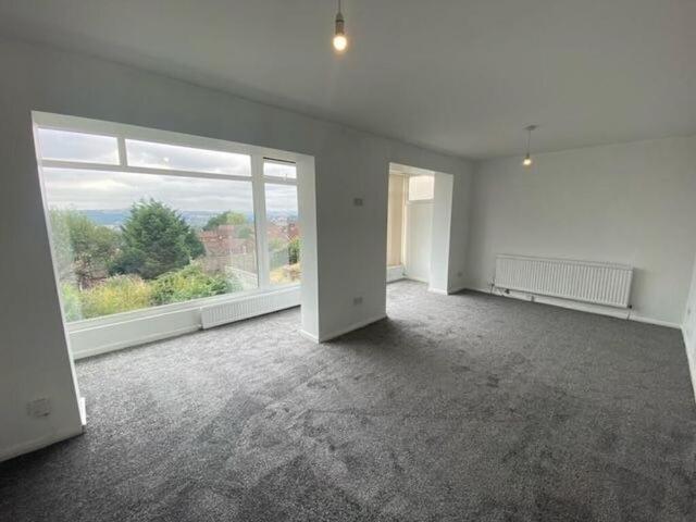House for rent in Cowcliffe, Huddersfield