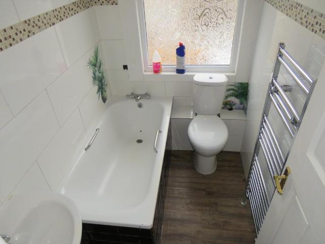 House for rent in London Borough of Hounslow, Greater London