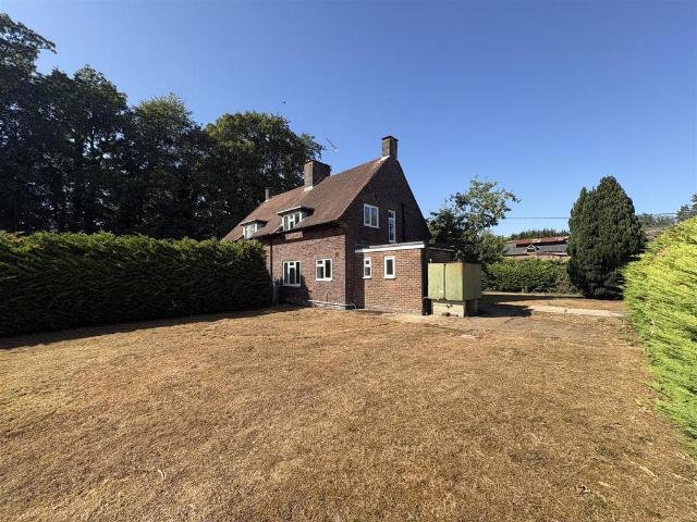 House for rent in Sutton Scotney, Hampshire