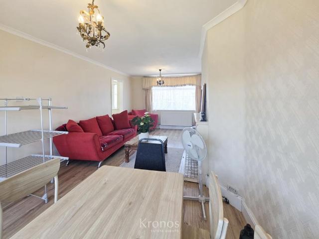 House for rent in Lane, Greater London