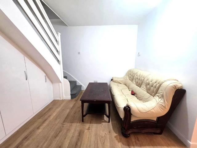 House for rent in Hayes, Greater London