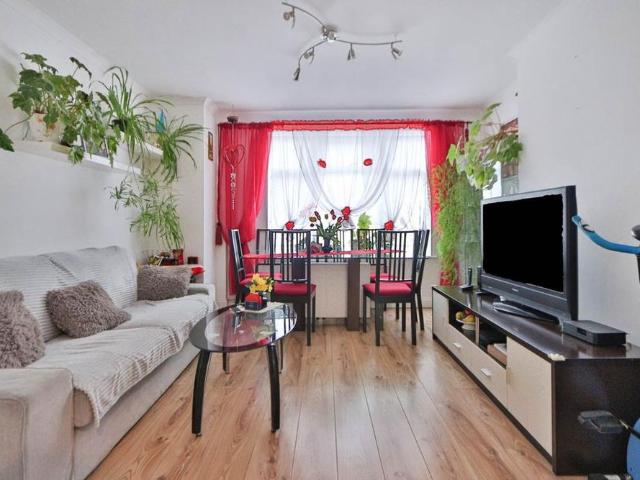 House for rent in Cowley, Greater London